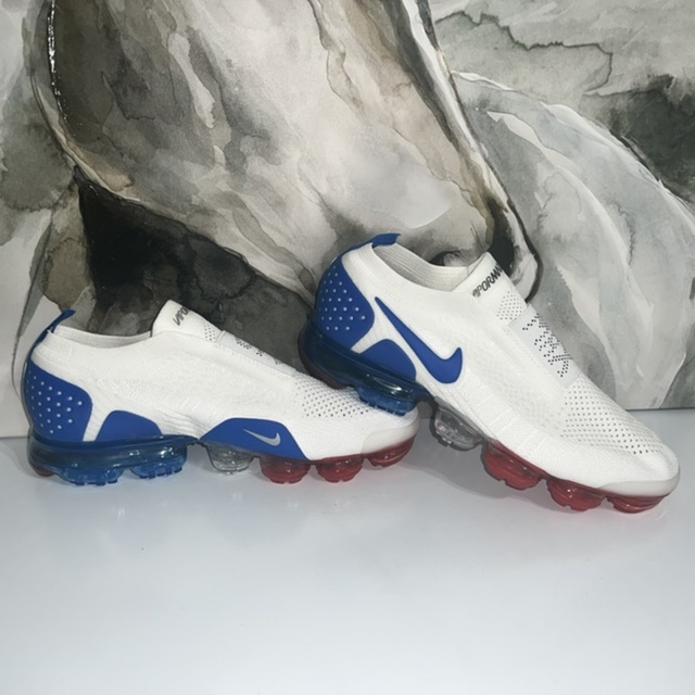 Vapor Max blanco azul rojo